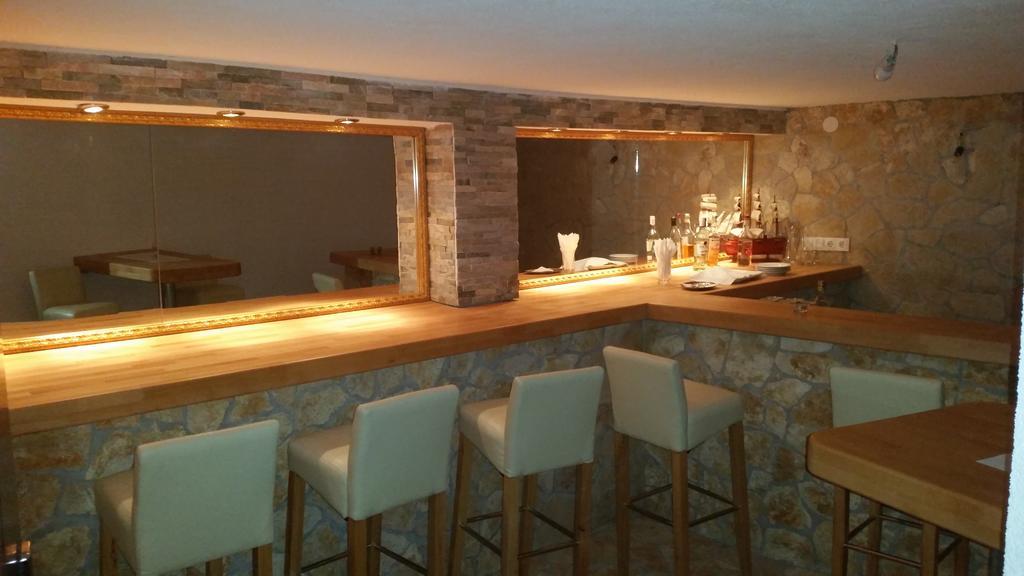 Guest House Villa Marlis Малинска Экстерьер фото