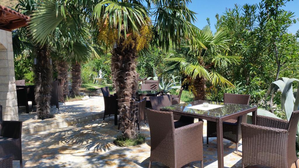 Guest House Villa Marlis Малинска Экстерьер фото